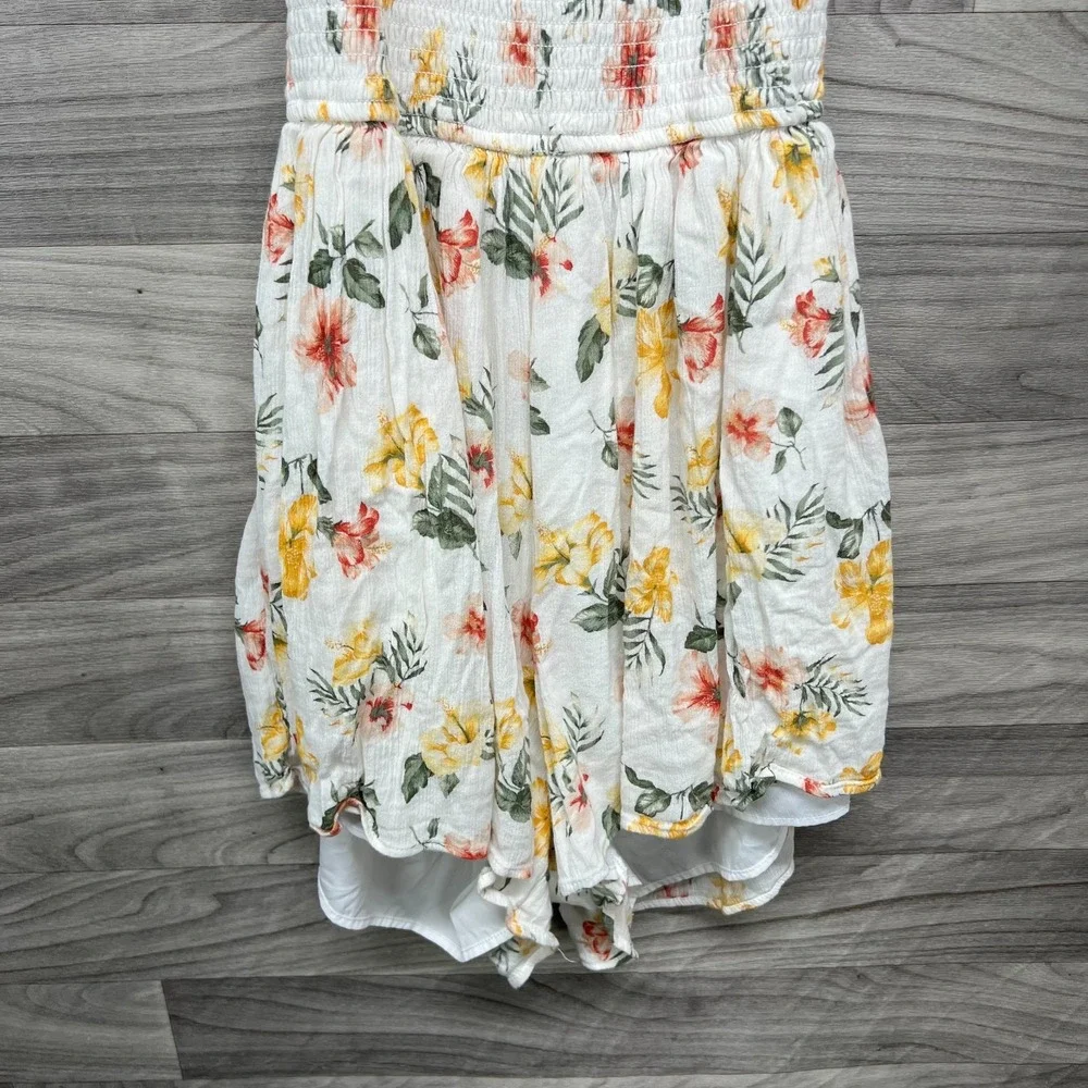 Hollister Romper Dress Women's Large Ivory Floral Cut Out‎ Back Smocked Front - Picture 7 of 16